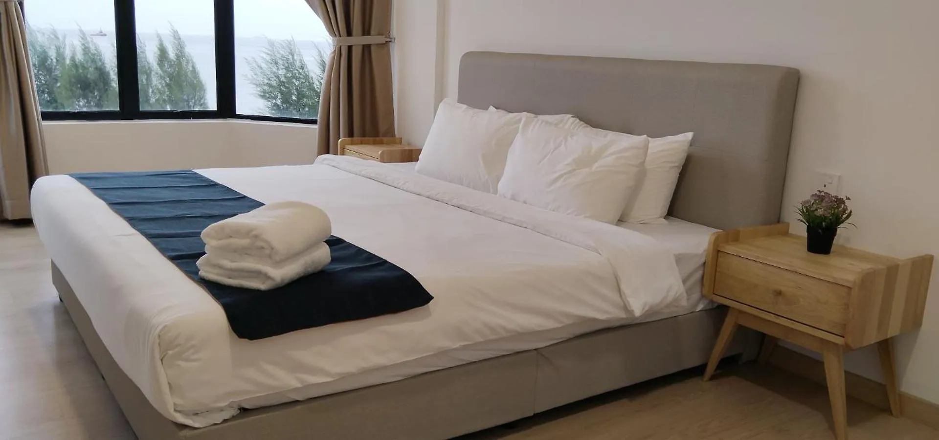 Signature Mutiara Beach Resort By Glex Malacca Malaysia